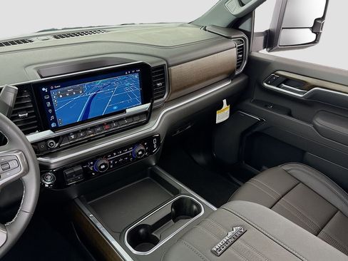 New 2025 Chevrolet Silverado 3500 High Country w/ Technology Package image 24