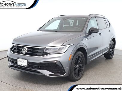 Used 2022 Volkswagen Tiguan SE R-Line