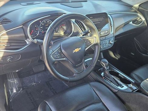 Used 2024 Chevrolet Malibu LT image 10