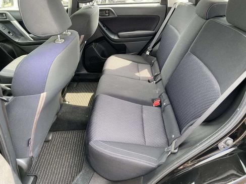 Used 2018 Subaru Forester 2.5i w/ Alloy Wheel Package AWD/4WD image 9