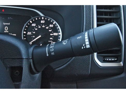 Certified 2024 Nissan Frontier SV AWD/4WD image 21