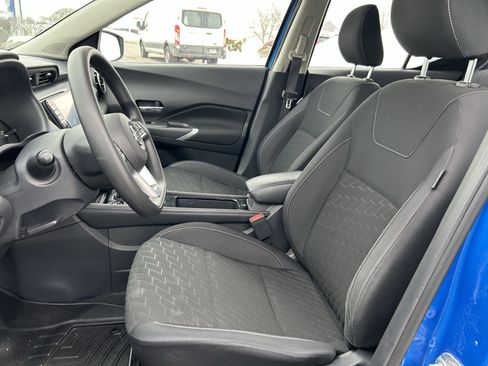 Used 2021 Nissan Kicks SV image 22