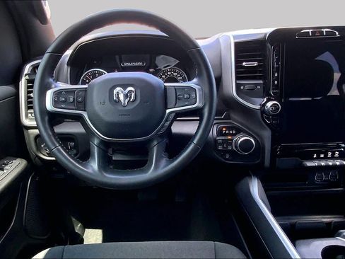 Used 2023 RAM 1500 Big Horn AWD/4WD image 6