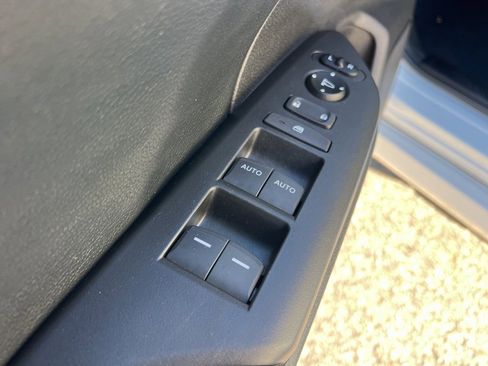 Used 2020 Honda Civic EX-L image 11