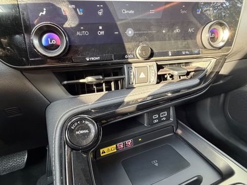 Used 2024 Lexus NX 350 AWD image 24