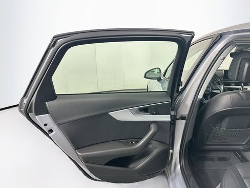 Used 2017 Audi A4 2.0T Premium image 26