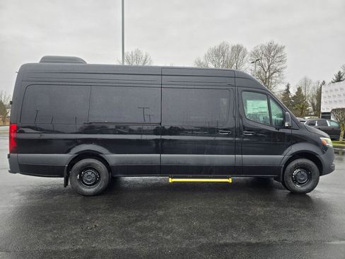 New 2026 Mercedes-Benz Sprinter 2500 image 7