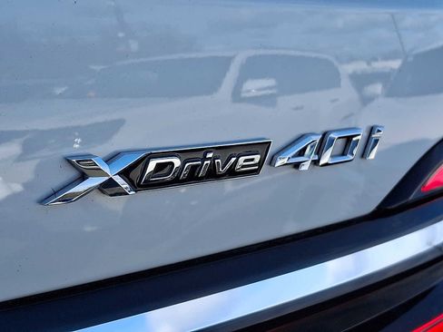 Used 2023 BMW X7 xDrive40i w/ Premium Package image 27