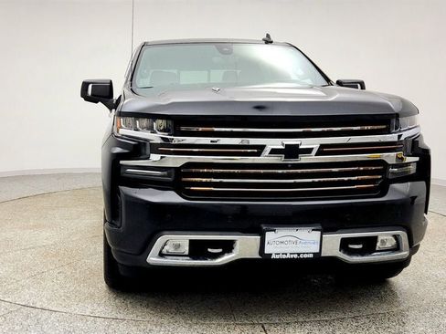 Used 2020 Chevrolet Silverado 1500 High Country w/ Technology Package image 2