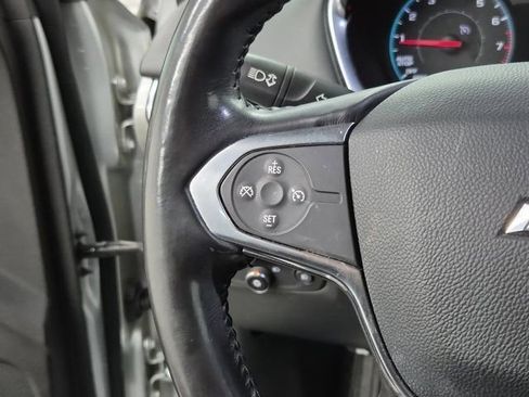 Used 2018 Chevrolet Traverse LT image 24