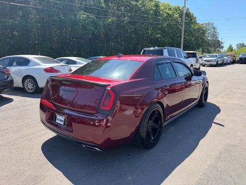 Used 2019 Chrysler 300 Touring w/ Sport Appearance Package RWD image 5