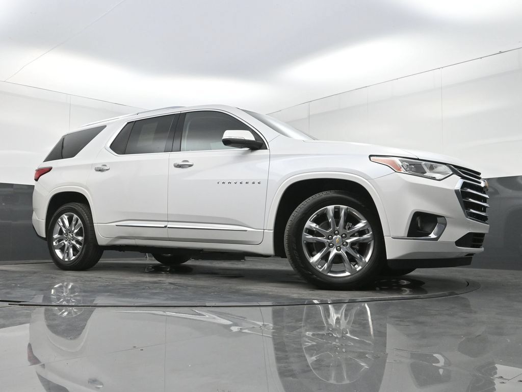 Used 2021 Chevrolet Traverse High Country FWD image 27