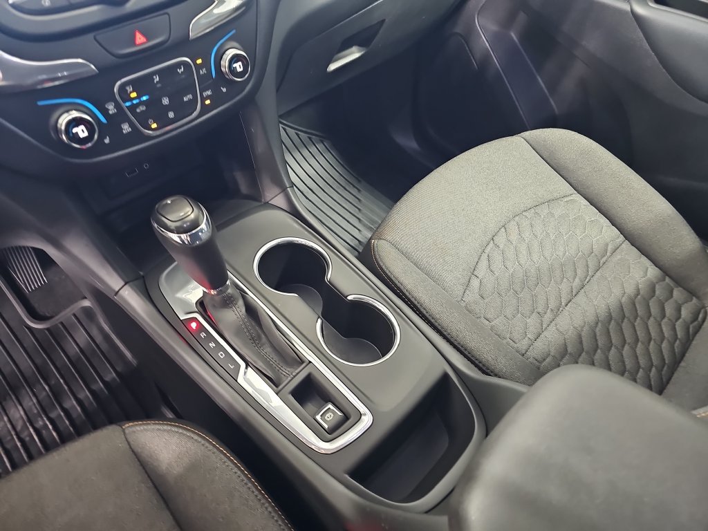 Used 2019 Chevrolet Equinox LT w/ Driver Convenience Package FWD image 31