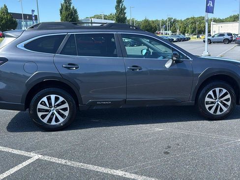 Used 2024 Subaru Outback Premium AWD/4WD image 4