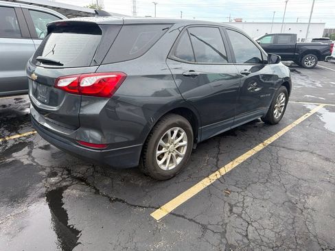 Used 2020 Chevrolet Equinox LS FWD image 4