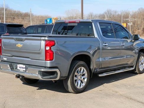 Used 2022 Chevrolet Silverado 1500 LTZ w/ LTZ Convenience Package II RWD image 3
