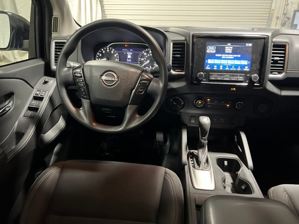 Used 2023 Nissan Frontier SV w/ Tow Package AWD/4WD image 15