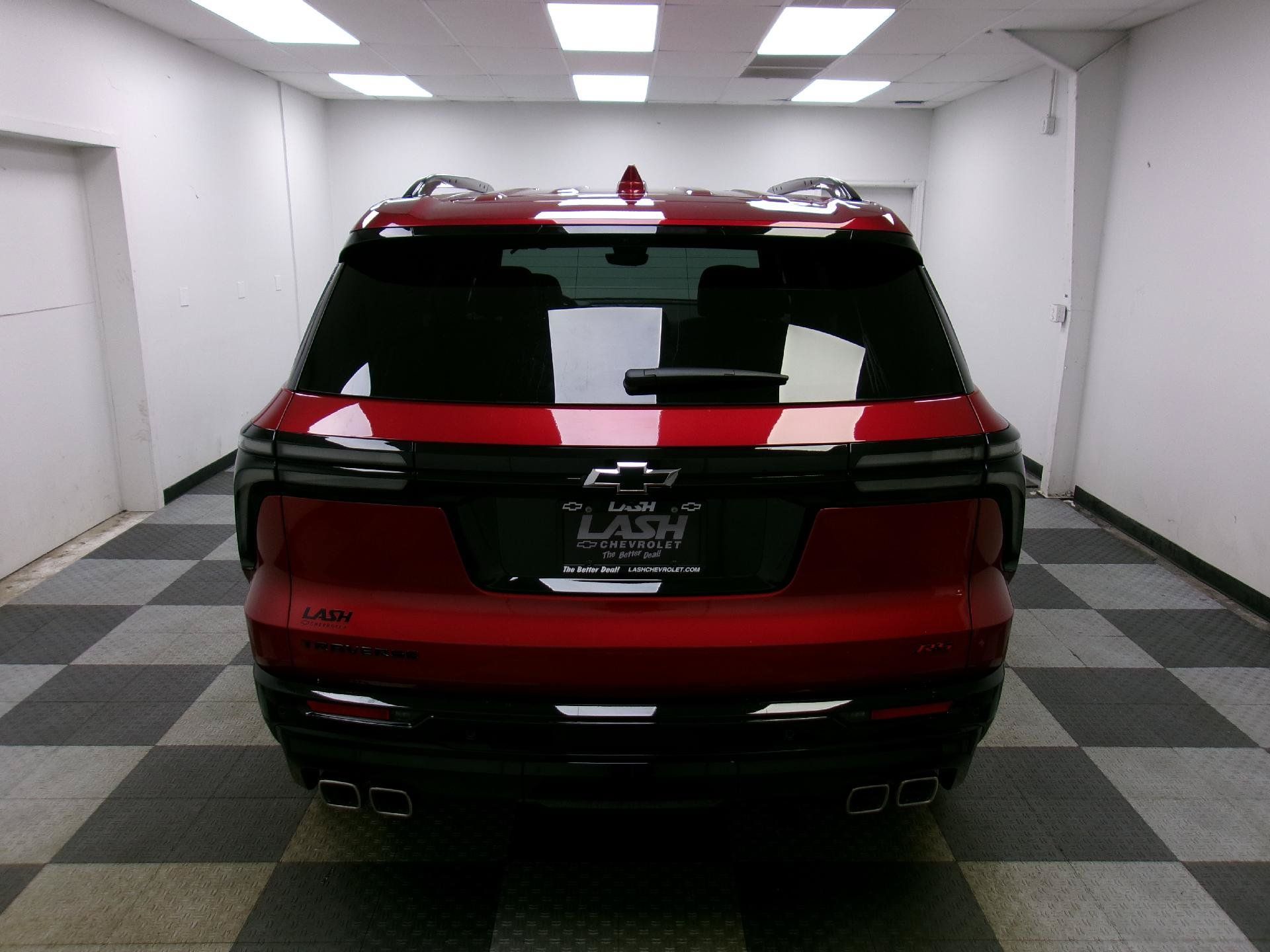 New 2026 Chevrolet Traverse RS w/ LPO, Floor Liner Package FWD image 13
