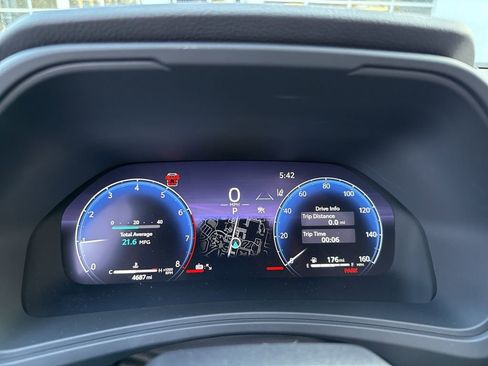 Used 2025 Toyota Grand Highlander AWD image 30