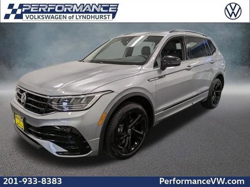 Used 2023 Volkswagen Tiguan SE R-Line AWD/4WD image 1