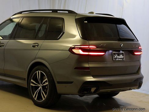 New 2026 BMW X7 xDrive40i image 8