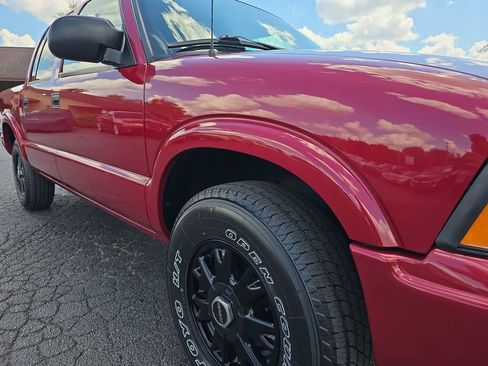 Used 2004 GMC Sonoma SLS AWD/4WD image 38