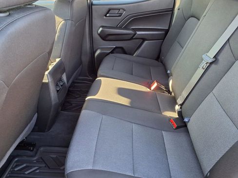Used 2025 Chevrolet Colorado Trail Boss image 11