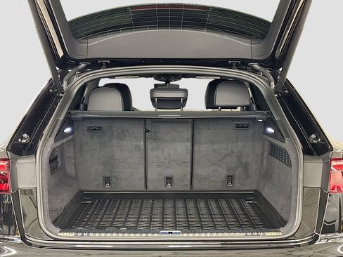 Certified 2025 Audi Q8 Premium Plus w/ Premium Plus Package image 22