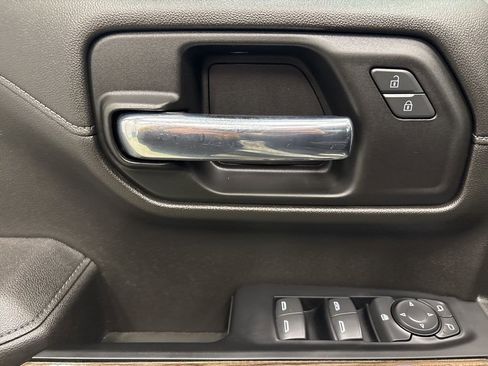 Used 2022 Chevrolet Silverado 1500 LT Trail Boss w/ Safety Package image 16