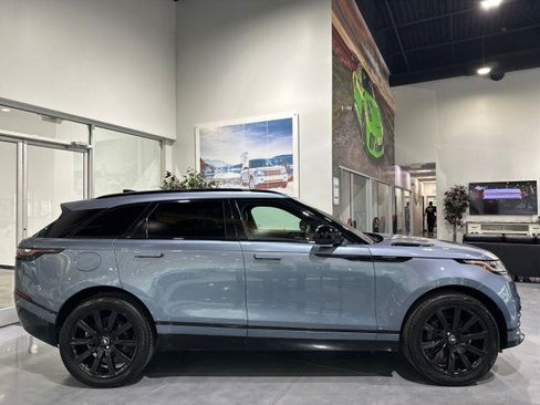 Used 2019 Land Rover Range Rover Velar R-Dynamic SE AWD/4WD image 26