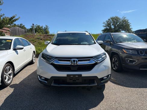 Used 2018 Honda CR-V Touring image 5