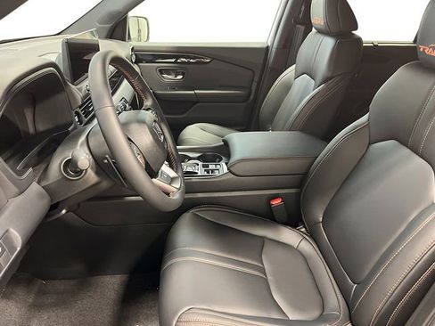 New 2026 Honda Pilot TrailSport image 10