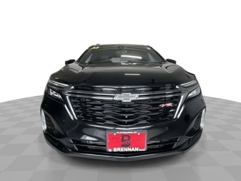 Used 2022 Chevrolet Equinox RS w/ Infotainment Package image 3