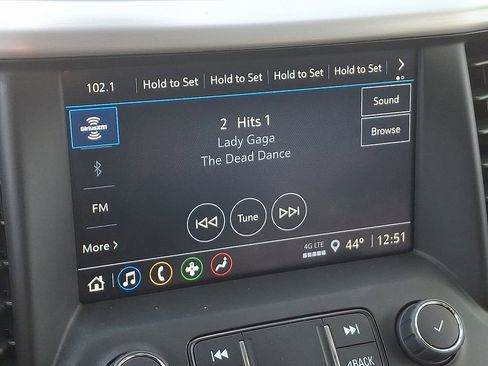 Certified 2023 GMC Acadia SLE w/ Driver Convenience Package image 17