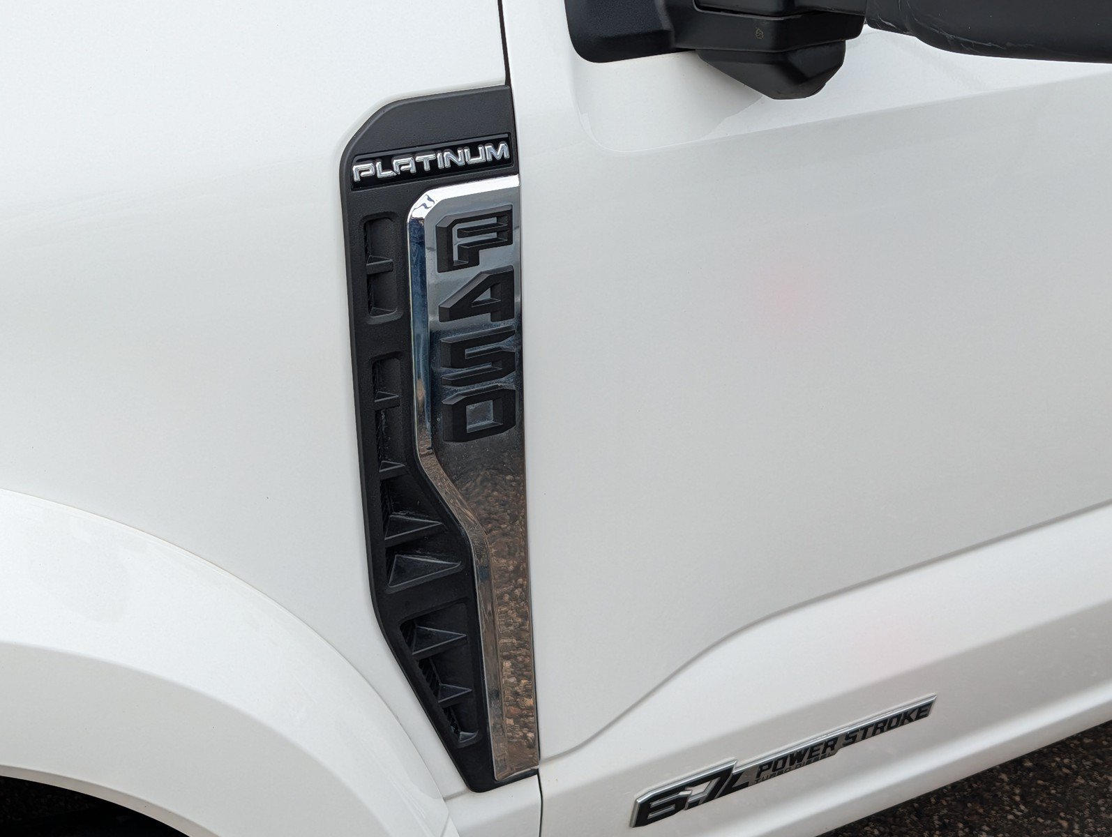 Used 2023 Ford F450 Platinum w/ FX4 Off-Road Package AWD/4WD image 10