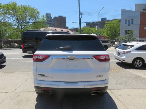 Used 2018 Chevrolet Traverse High Country AWD/4WD image 8
