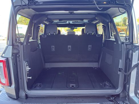 New 2025 Ford Bronco Badlands image 9