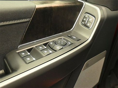 New 2026 Ford F250 Lariat w/ FX4 Off-Road Package image 13