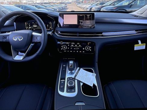 New 2026 INFINITI QX60 Luxe w/ Family Package FWD image 5