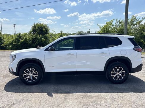 Used 2025 GMC Acadia AT4 AWD/4WD image 4