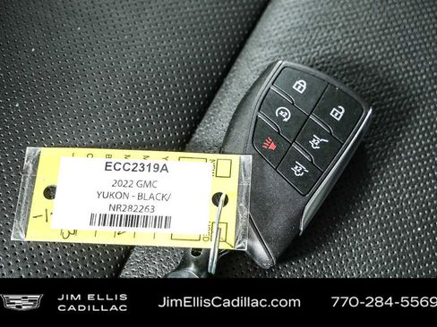 Used 2022 GMC Yukon SLT w/ SLT Premium Package RWD image 42