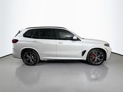 New 2026 BMW X5 xDrive40i w/ M Sport Package AWD/4WD image 5