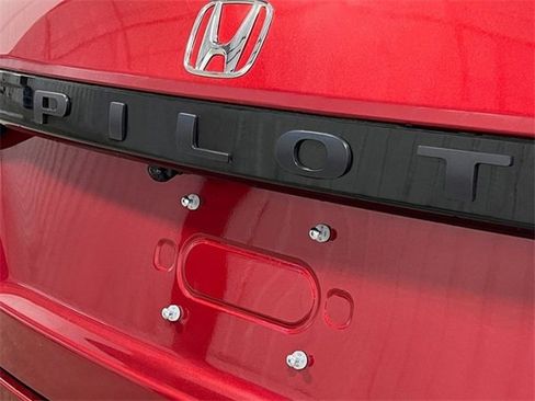 New 2025 Honda Pilot EX-L image 6