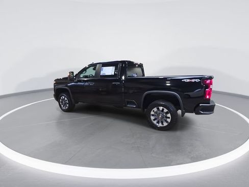 Used 2024 Chevrolet Silverado 2500 Custom w/ Custom Value Package AWD/4WD image 6