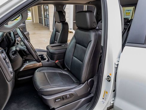 Used 2020 Chevrolet Silverado 1500 RST w/ Rally Edition AWD/4WD image 29