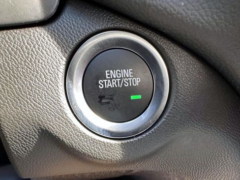 Used 2024 Chevrolet Equinox LT AWD/4WD image 20