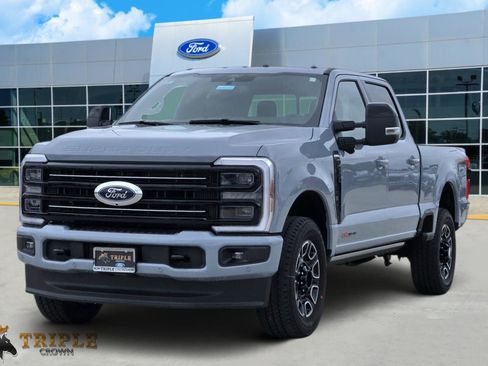 New 2026 Ford F250 Platinum AWD/4WD image 2