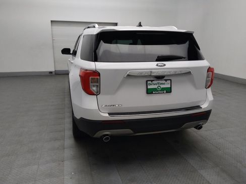 Used 2022 Ford Explorer Limited w/ Equipment Group 301A RWD image 6