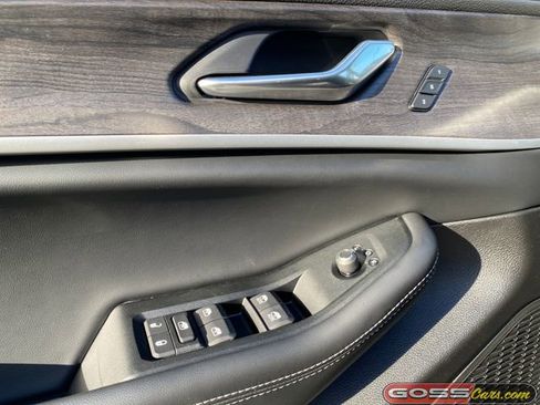 New 2025 Jeep Grand Cherokee Limited w/ Black Appearance Package image 24