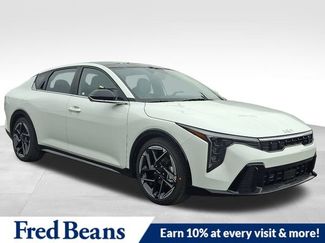 New 2025 Kia K4 GT-Line w/ GT-Line Premium Package video 1